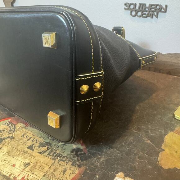 Louis Vuitton Black Suhali Leather PM Lock It Bag GHW Authentic CoA - Picture 5 of 9